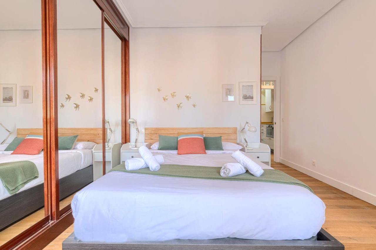 Iturribide Hogar Moderno Junto Al Metro Apartman Bilbao Kültér fotó
